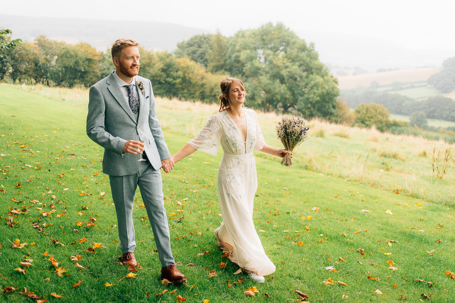 KATE JOHN SUGAR LOAF BARN WEDDING PHOTOGRAPHY 017 KATE JOHN SUGAR LOAF BARN WEDDING PHOTOGRAPHY 017